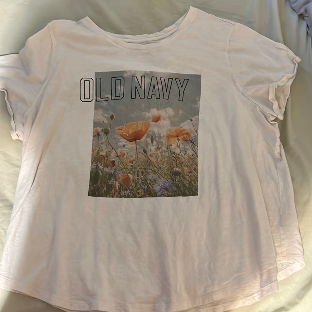1x, old navy, white tee (made kinda small)